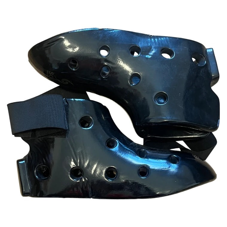 Karate Kicks (Pair) — Black